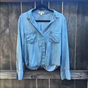 🍯 Cloth & Stone Button Down Chambray Top
